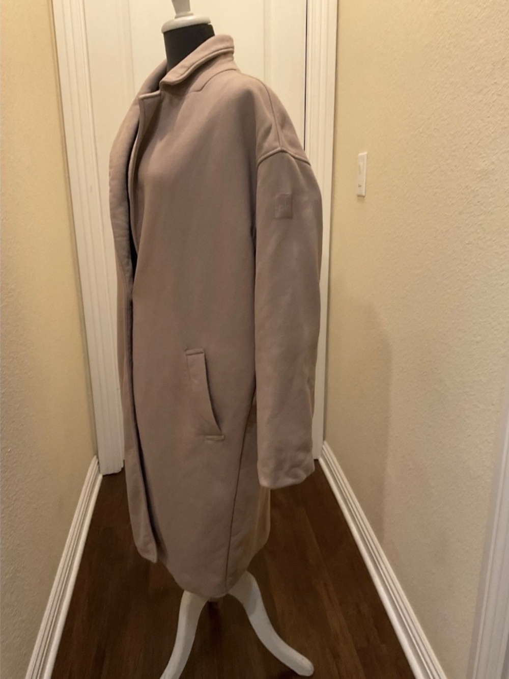 ALO Med VIP Blazer Coat Womens - Picture 5 of 8